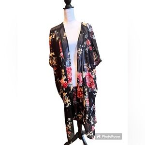 NWT Band of Gypsies floral Kimono